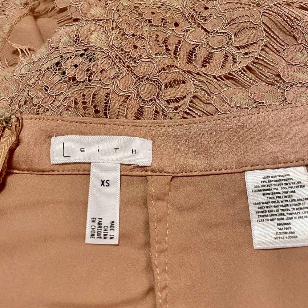 Leith Lace Mini Short - Picture 3 of 3